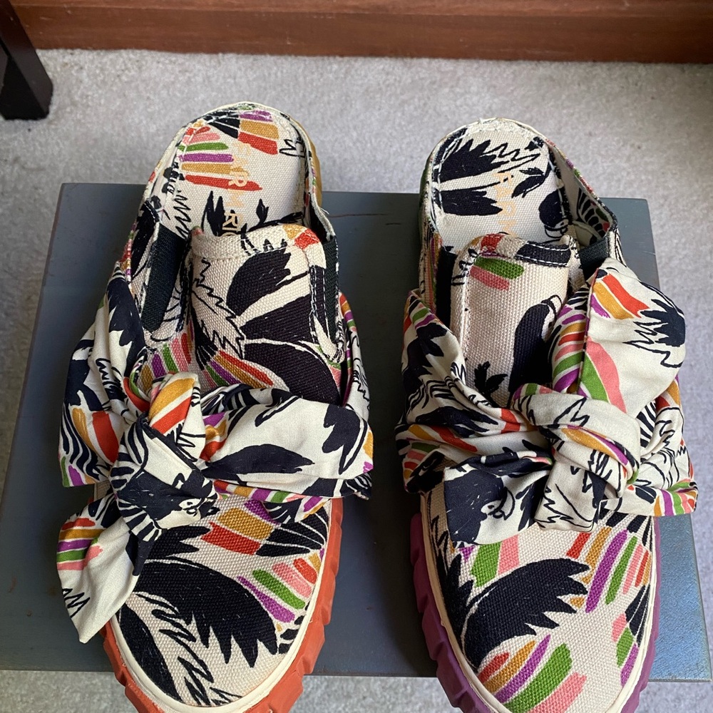 FARM RIO Women Vibrant Print Colorful Sandals - NEW NWOB - Picture 2 of 10